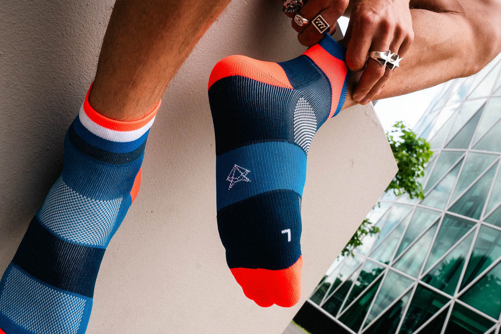 인사일런스 러닝 밴즈 쇼트 트리꼴로레 INCYLENCE RUNNING BANDS SHORT TRICOLORE