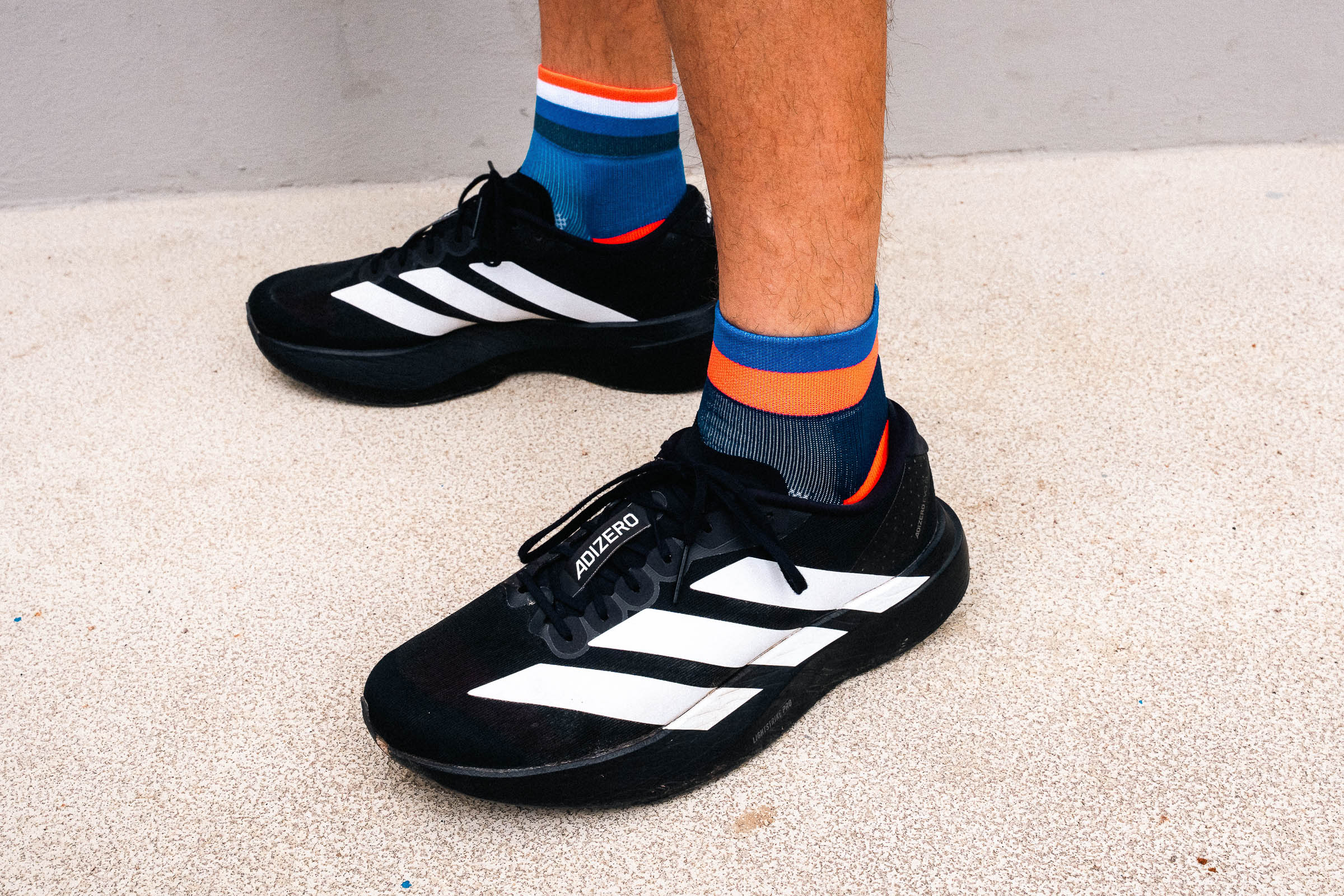 인사일런스 러닝 밴즈 쇼트 트리꼴로레 INCYLENCE RUNNING BANDS SHORT TRICOLORE