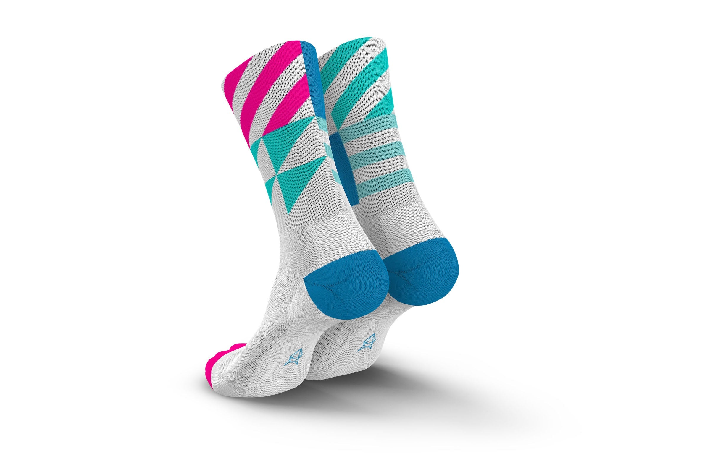 인사일런스 얼트라라이트 얼리먼츠 화이트-블루-핑크 INCYLENCE ULTRALIGHT ELEMENTS WHITE BLUE PINK