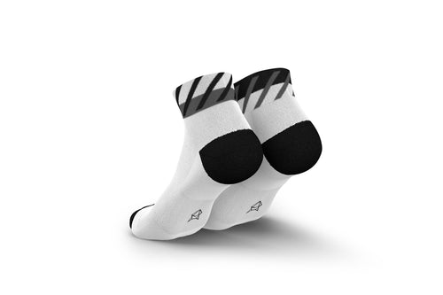 INCYLENCE RUNNING DISRUPTS SHORT WHITE Running Low-Cut INCYLENCE